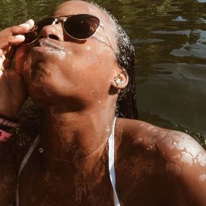 Meet your Posher, Lindsey